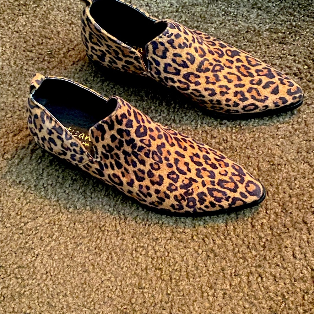 Rare! Hand made Leather,Hand Cobbled Sole.Leopard Print Heels..